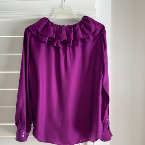 JCrew button down blouse in size medium. - Picture 2 of 5